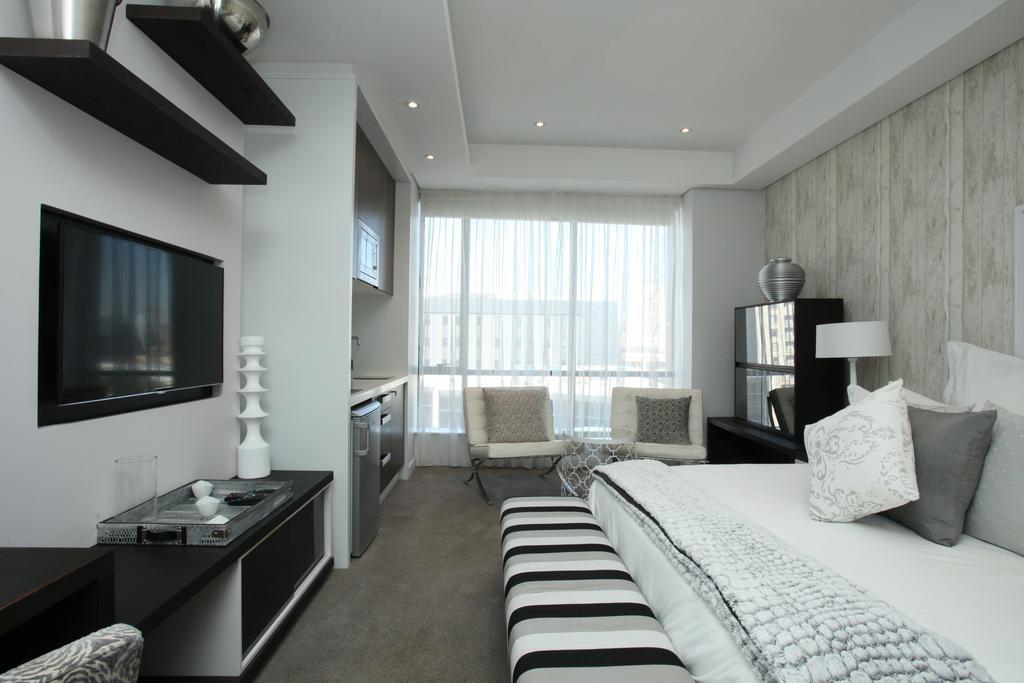 Luxury @ Sandton Skye Johannesburg Buitenkant foto