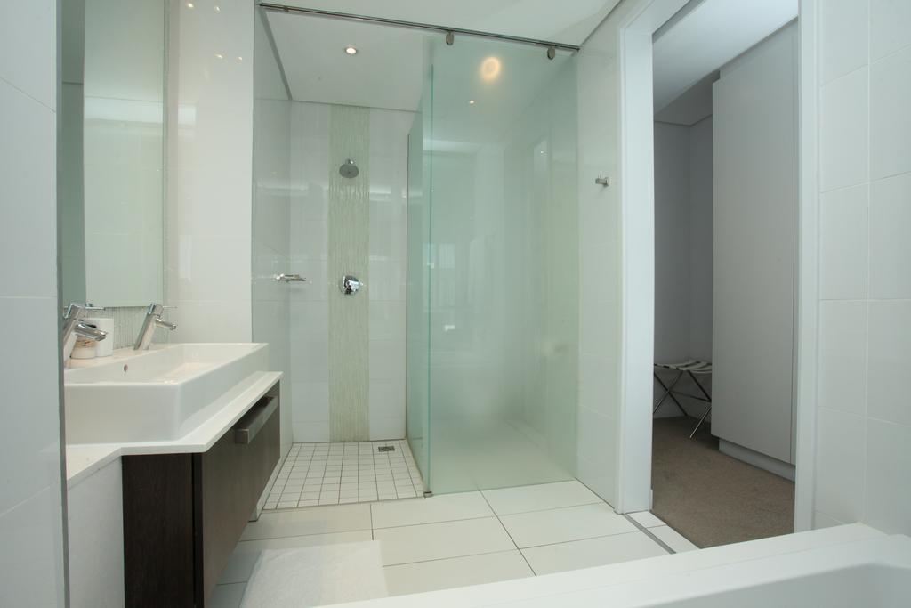 Luxury @ Sandton Skye Johannesburg Buitenkant foto