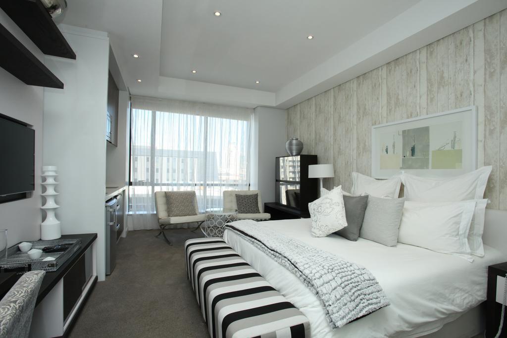 Luxury @ Sandton Skye Johannesburg Buitenkant foto